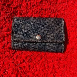 Louis Vuitton Damier Ring Key Case Vintage Wallet